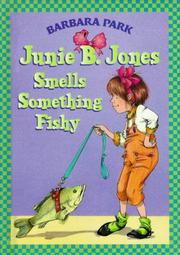 Junie B. Jones Smells Something Fishy 표지